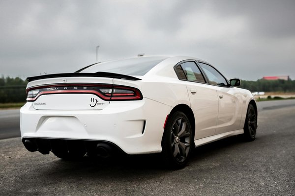 Le verre de sécurité dans l'industrie automobile de luxe